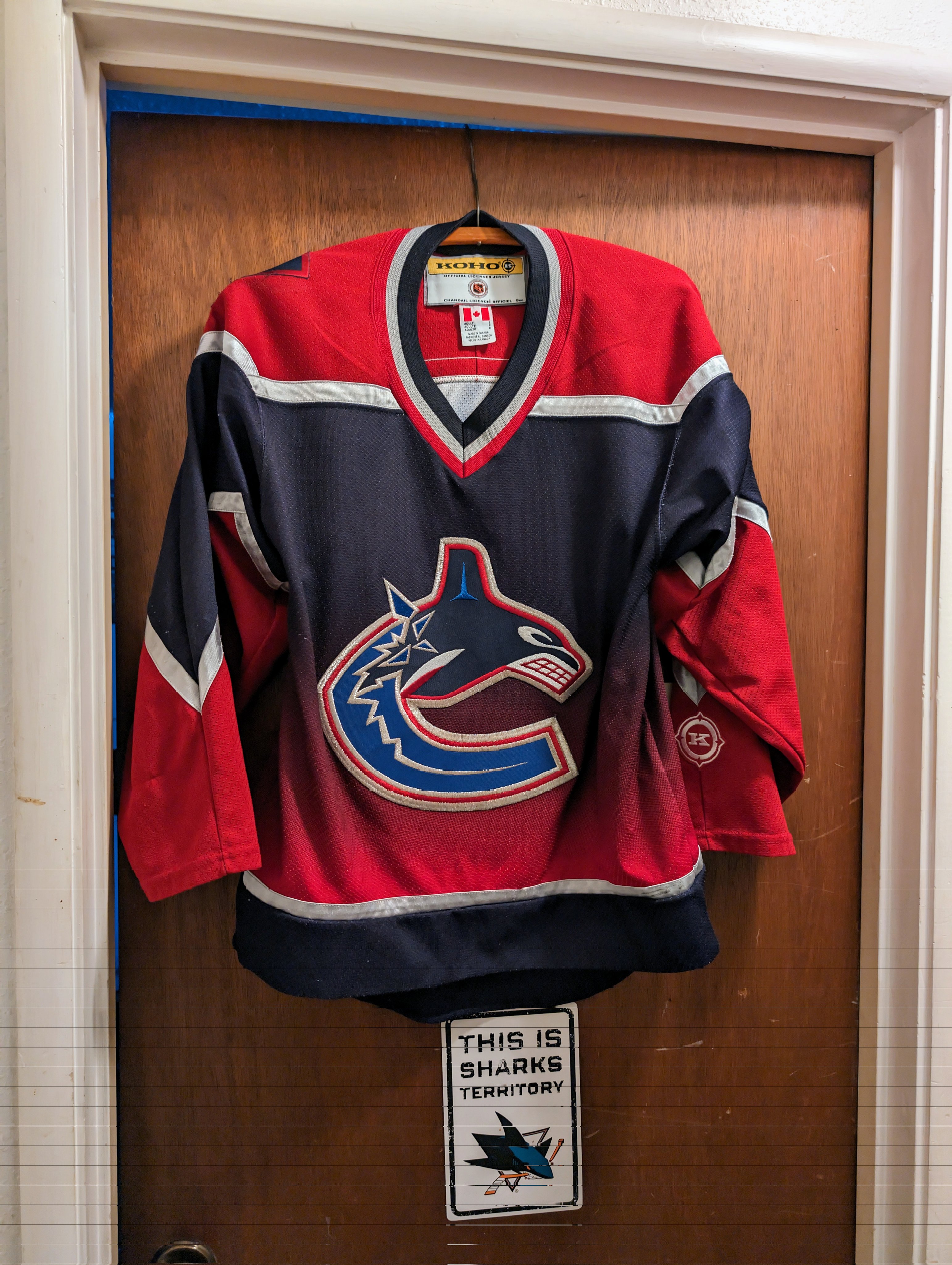Koho canucks jersey 2025