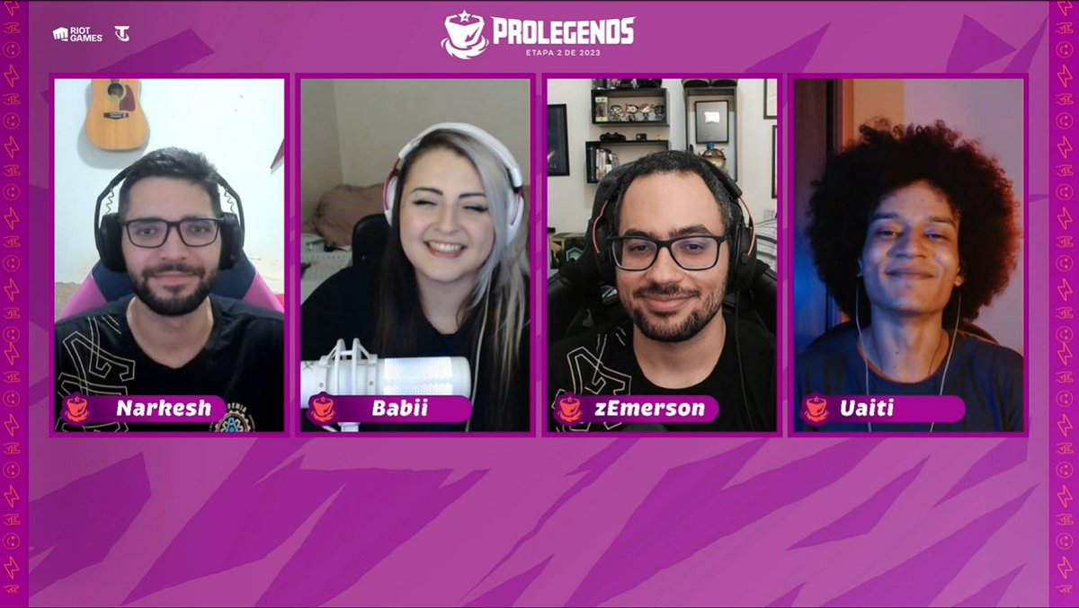 Abarbadorafa's tweet image. ÓH O SORRISO DO HOMEM VOLTANDO A FAZER O QUE AMA!!!!!!!

#ProLegends @_Uaiti