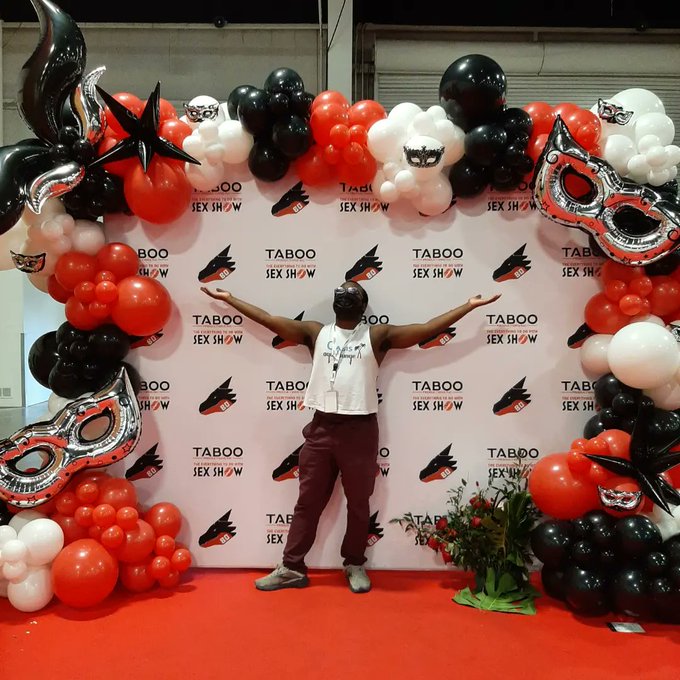 A little late to post this here but!  That's a wrap on @thetabooshow! Such a blast, thanks to all the