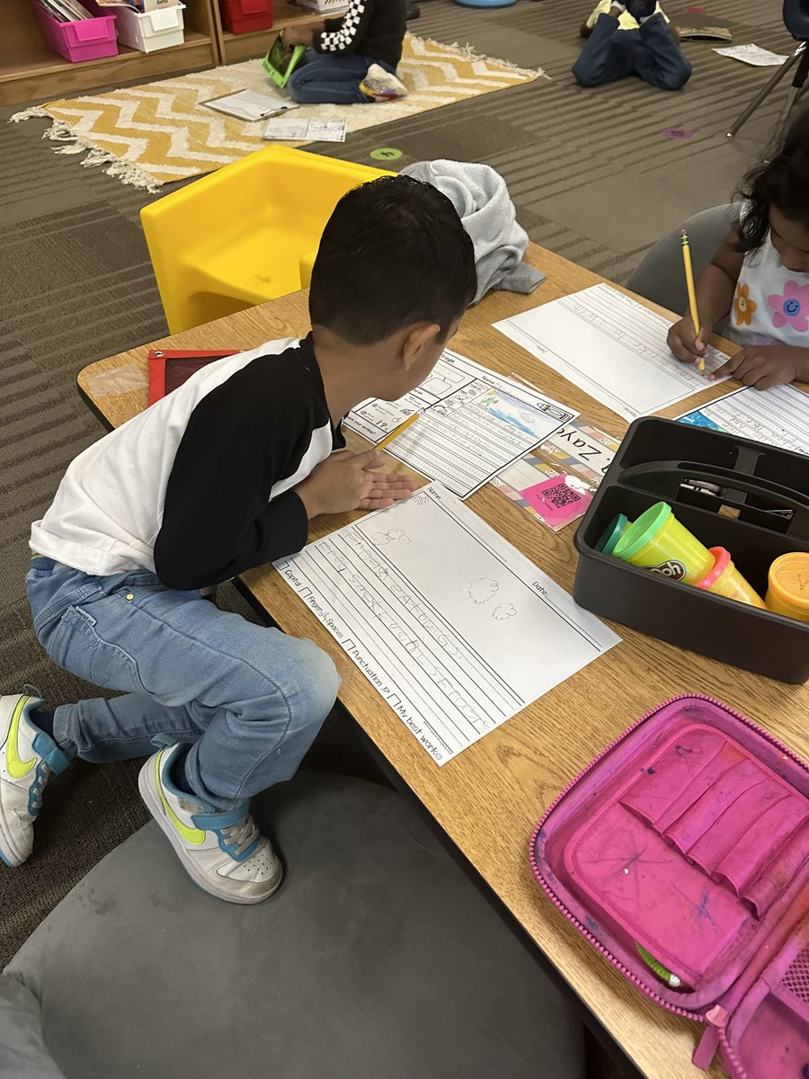 Payton McCrory (@ms_mccrory) on Twitter photo These writers are working so hard on their writing about frogs! They are all so excited to share with each other tomorrow📝 <a href="/LiscanoElem/">Liscano Elementary School</a> #FISDelevate These writers are working so hard on their writing about frogs! They are all so excited to share with each other tomorrow📝 <a href="/LiscanoElem/">Liscano Elementary School</a> #FISDelevate