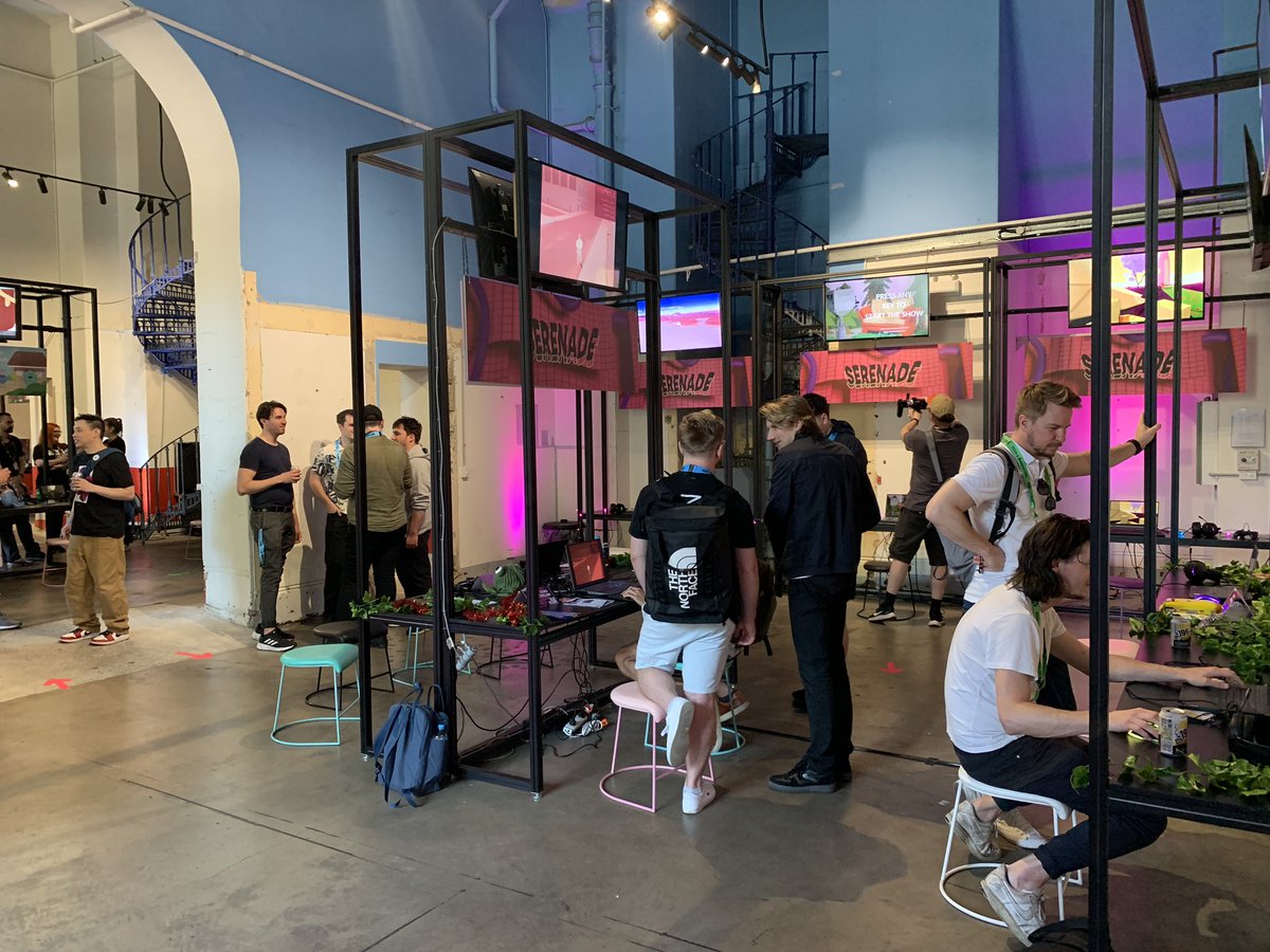 Serenade tweet media