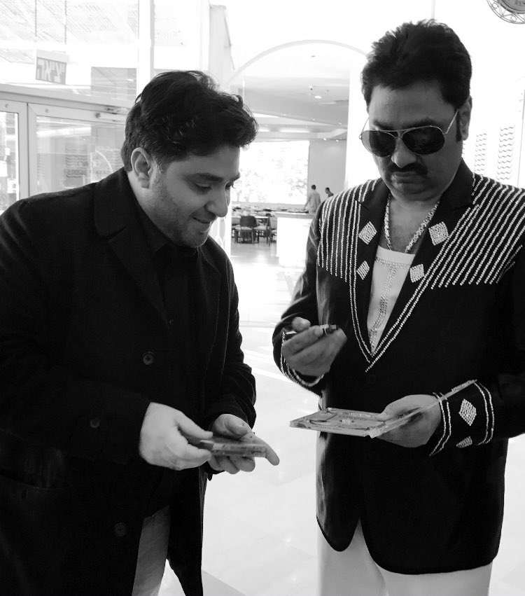 MosesSapir's tweet image. Happy Birthday #KumarSanu 🎼 @KumarsanuTc
