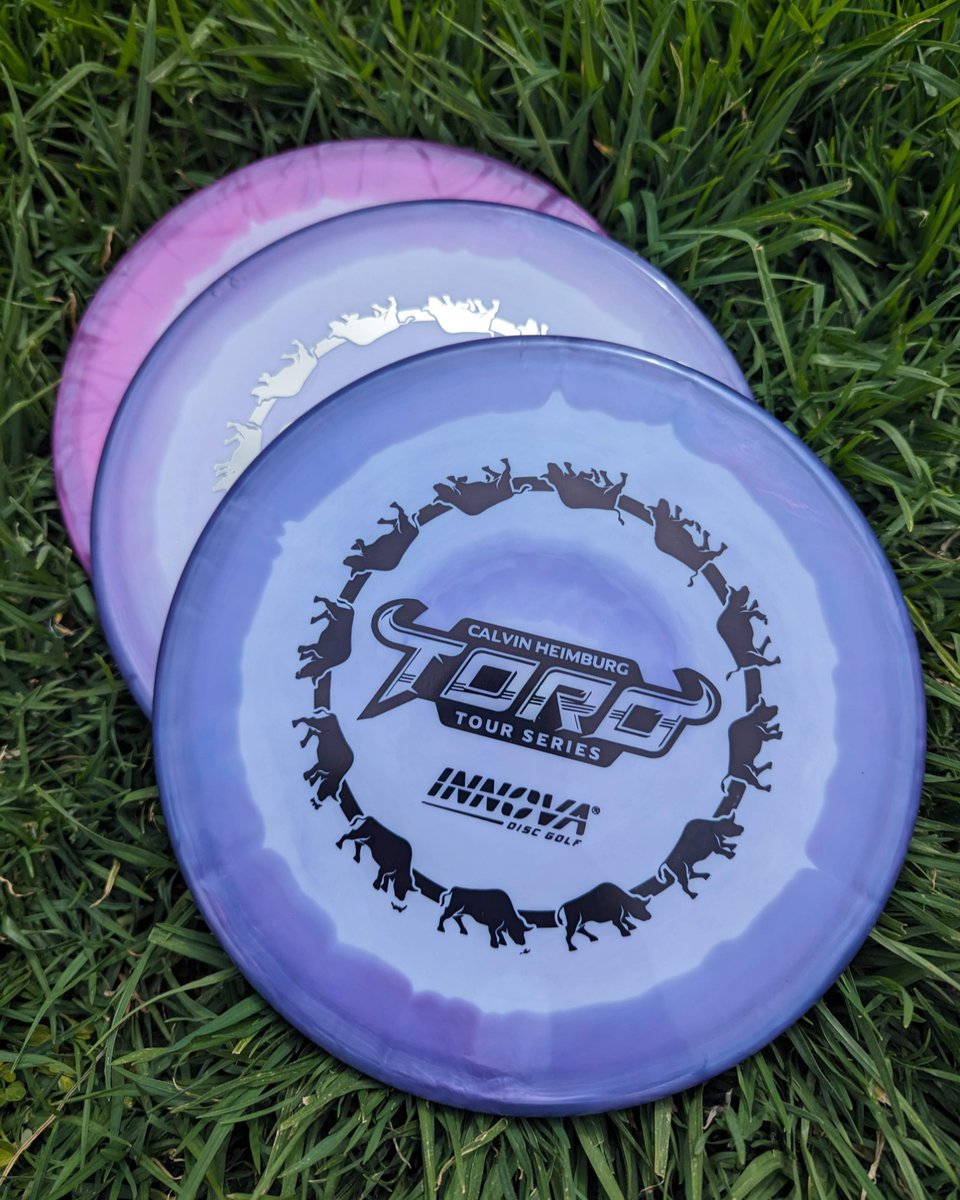 FlyingDiscStore's tweet image. Innova Tour Series drop hitting the shelves today! This first drop includes a restock of the blue Nathan Sexton Firebirds, the super beefy Joel Freeman Juggernaut and Calvin's Toro and Destroyers! Very limited stock available, so get in fast!