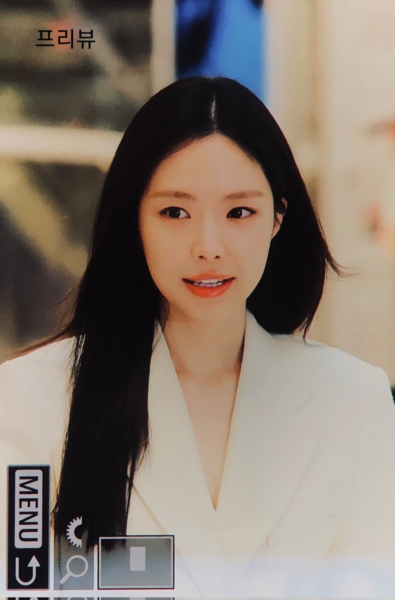 H940210's tweet photo. 231020 설화수 나은 프리뷰
@1994marcellasne #나은 #손나은 #naeun @ygent_official https://t.co/FjSO6V9zeK