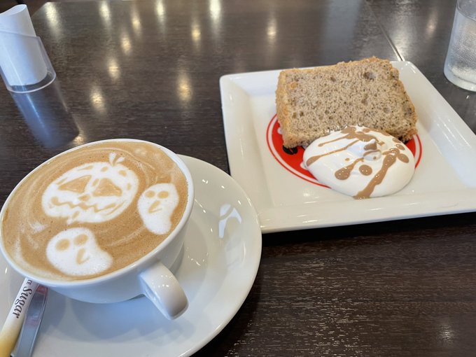 シフォンケーキが美味しいらしいお店に来てみた。 https://t.co/MWBnyne3yW