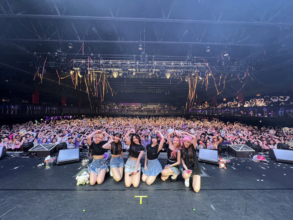 STAYC_official's tweet photo. 📸 ❥･•💖

231019
STAYC 1ST WORLD TOUR
[TEENFRESH] in Dallas

#STAYC #스테이씨 
#TEENFRESH https://t.co/ci0jY4hVwM