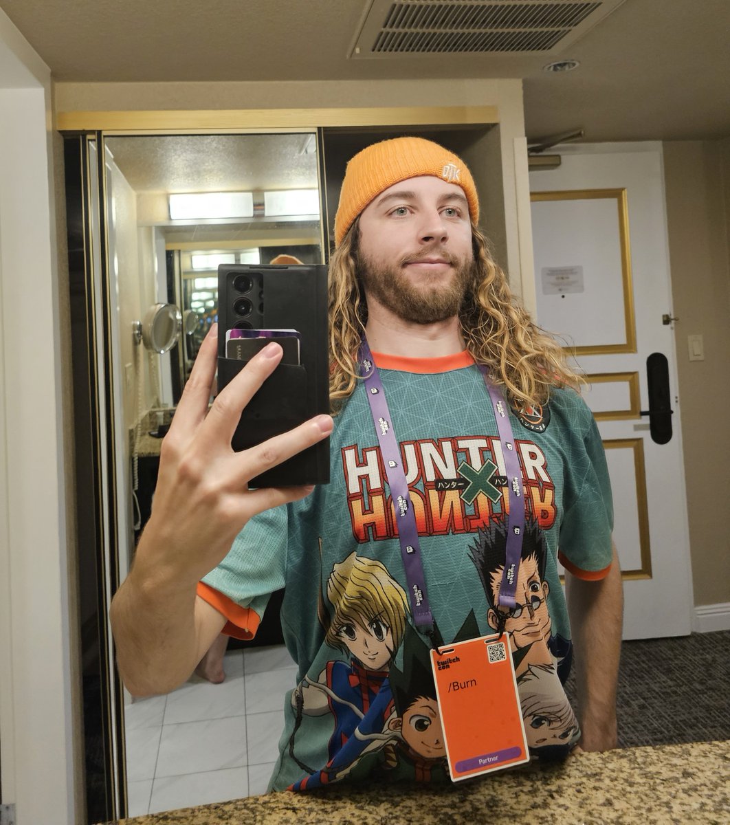 The one who doesn't stream is spontaneously attending a convention about streaming.

Nice.