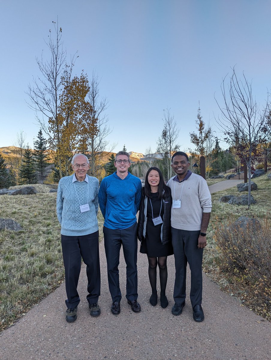 SashaPrisco's tweet photo. @ATS_PC #Grover2023 is an incredible conference! Great science, discussion, and camaraderie! Thank you @Viniciodjperez @VApccm Prof Wilkins! Some highlights of the conference: Being at the meeting with the UMN PH team, esp Dr. Weir who was the conference director for 16 yrs; 1/ https://t.co/40kpsnLupY