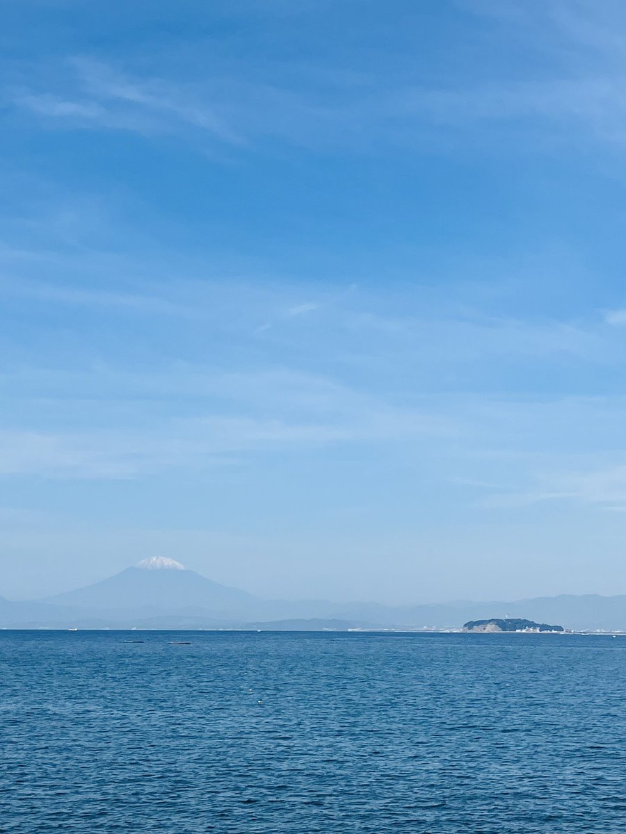 ZWslsFXC2HX8wIX's tweet photo. 🌊🏝️🗻
じっと

海と江ノ島と富士山

しばらく眺めていました
(๑❛ᴗ❛๑) https://t.co/odj542rVtI