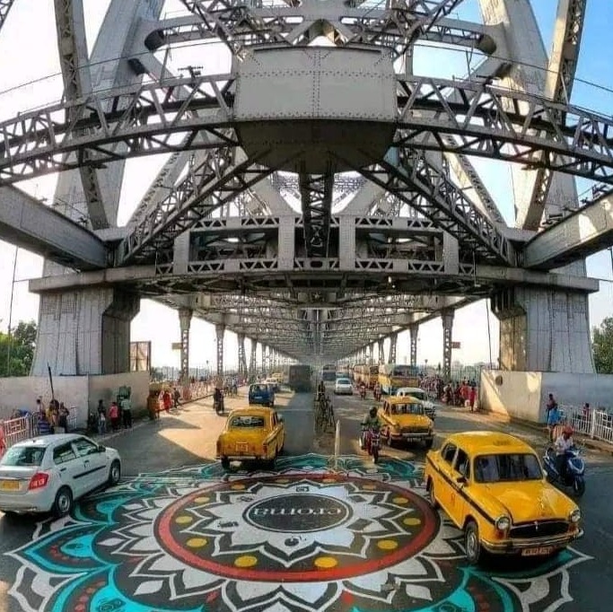 gautamrajrishi's tweet image. #HowrahBridge Puja decoration