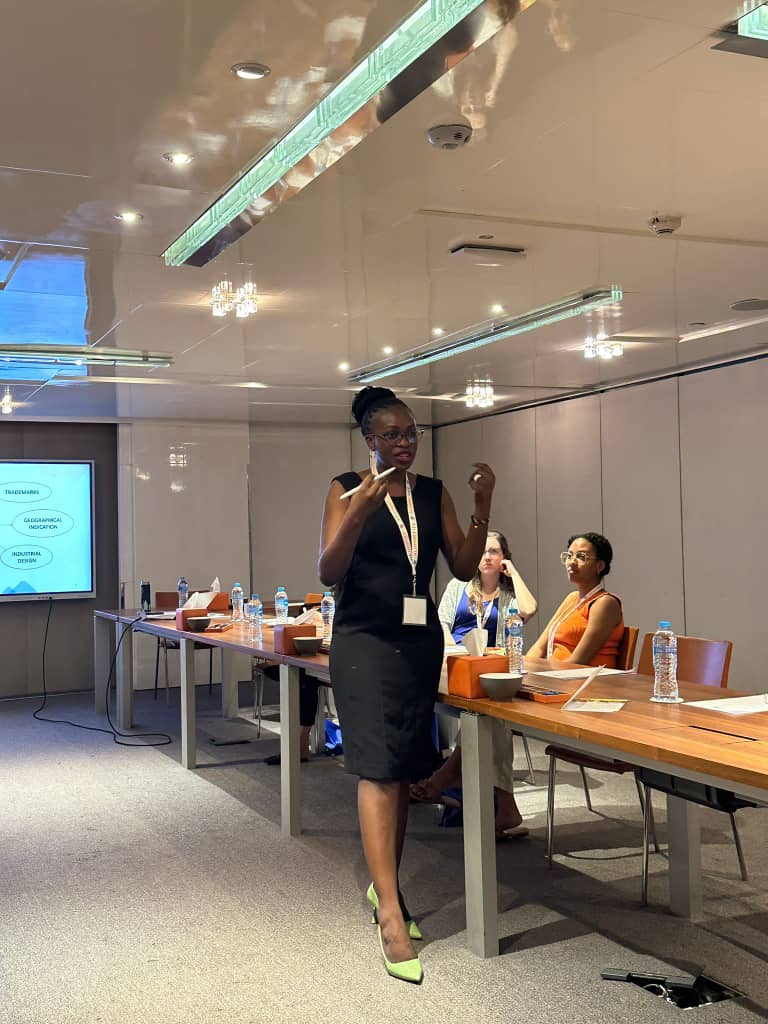 More shout-outs to the #AlumniTies @WorldLearning seminar, which also provided a transformative journey into the realm of Intellectual Property (IP), geared towards empowering women in STEM. I had the privilege of facilitating a session on 'Unleashing Financial Freedom through