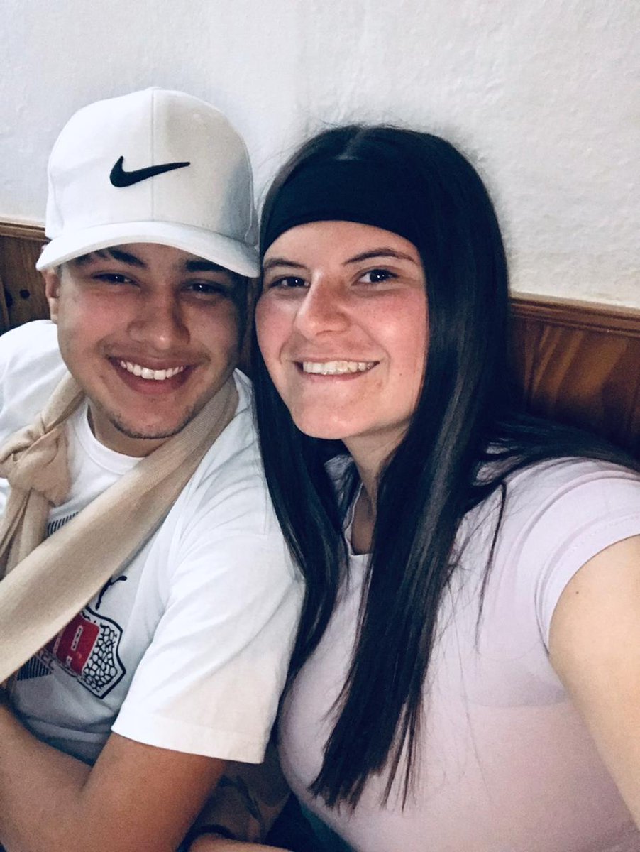 Ojalá nos hagamos reír toda la vida 🧸🤎