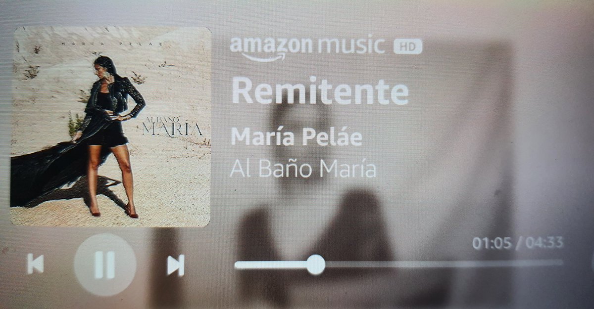 Que bonitoooooo este Remitente del nuevo álbum de @MariaPelaeMusic  #AlBañoMaria ❤️