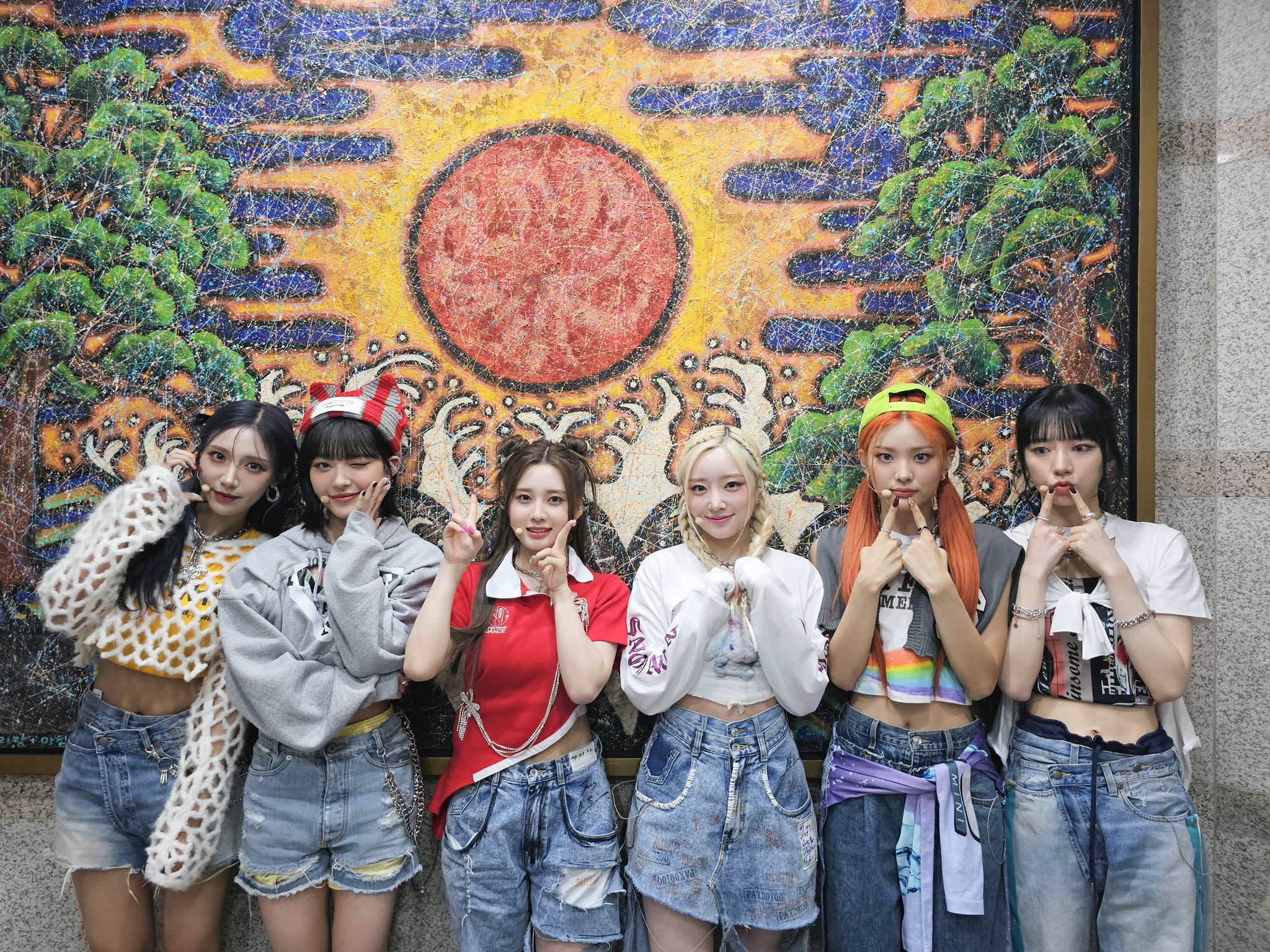 F829cVOaIAAwbr9?format=jpg&name=large