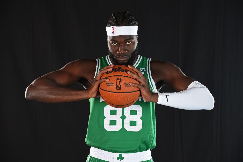 Neemias Queta tonight:

12 Points
7 Rebounds
1 Steal
100 FG%
+18

Beast.