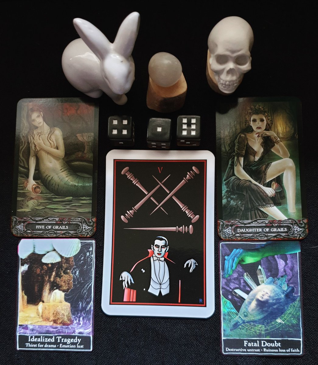WOracles's tweet photo. #tarotdiarydaily
🔮The Vampire tarot by Robert M Place
🔮Tarot of Vampyres by Ian Daniels
🔮Craft decadence oracle
Contact me whiterabbitoracles1313@gmail.com For your paid private reading
I will never solicit readings in your DMs
#followthewhiterabbit
#tarotreaderofX https://t.co/JJGxqr7tns