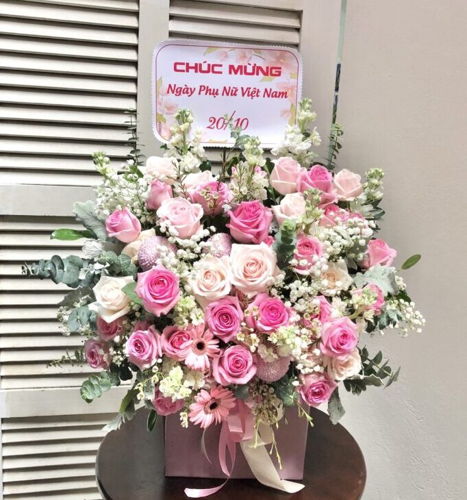 nhonoivl's tweet photo. chúc các bà ,các mẹ,... có một ngày lễ thật vui vẻ https://t.co/7tZu50X7pm