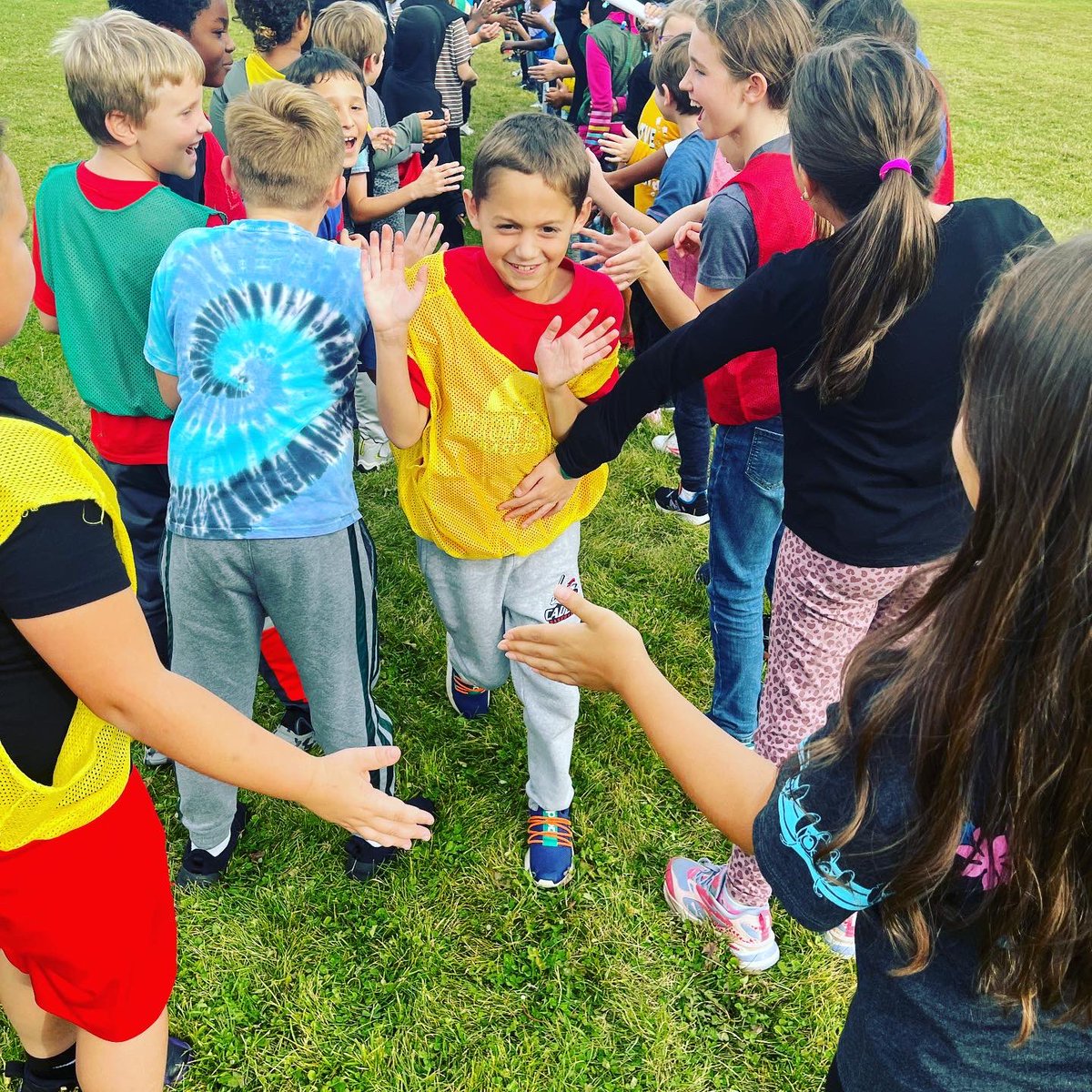 PaulRoadPe1's tweet photo. We may be on different teams but we are all Paul Road Panthers! We talked about teamwork, sportsmanship and we cheered each other on today! Kickball club week 5! @PaulRoadSchool https://t.co/hbelF7rx1P