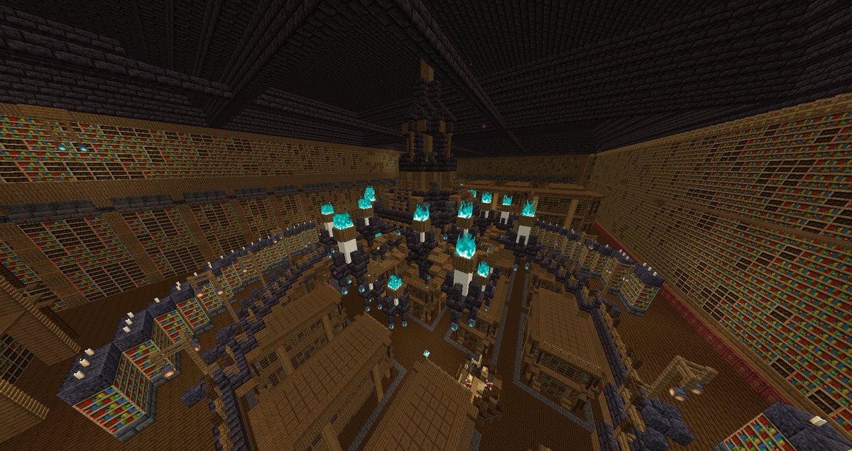 Ruumiaaaa1020's tweet photo. 昨晩作った進捗その2
初めてシャンデリア作ったけどむずない?
#Minecraft
#TUSBAD https://t.co/pMWetZ8nst