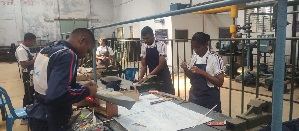 NCCDteRajasthan's tweet photo. #AINSC-2023
Rajasthan Dte team, continues to toil in the salubrious climes of the Lonavla plateau...Cadets are continuously working hard in the practice of Boat pulling, Ship modelling and Seamanship 👍 @adgpi @gpsingh3para @HQ_DG_NCC @mygovindia @RajGovOfficial https://t.co/RkzpEyintd