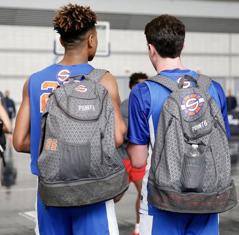 TheHoopHerald's tweet image. If you are looking for affordable, quality, stylish Uniforms for the upcoming season look no further than @POINT3GEAR 

The only uniforms made with DRYV tech to keep you dry while performing at a high level

Can customize name/number

Backpacks/ Shooting Shirts too 

DM for info