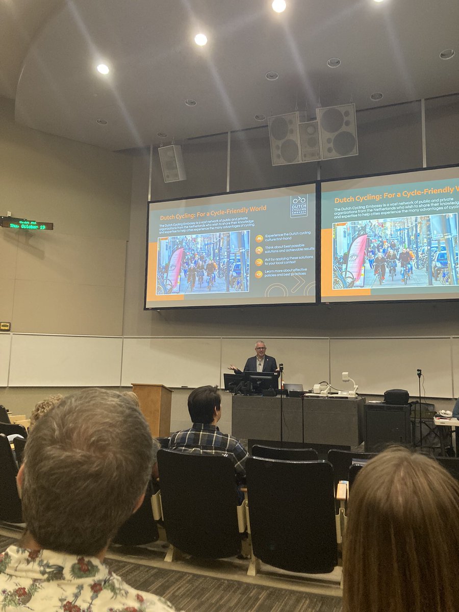 pathsforppl's tweet photo. We’re live-tweeting (X’ing?) Chris Bruntlett of @modacitylife fame! He’s sharing his insights as someone who bring expertise of Dutch City Planning and a strong understanding of North American Urban Development. 1/🚲 #yegbike #yegplan https://t.co/uW1HYXX2BK