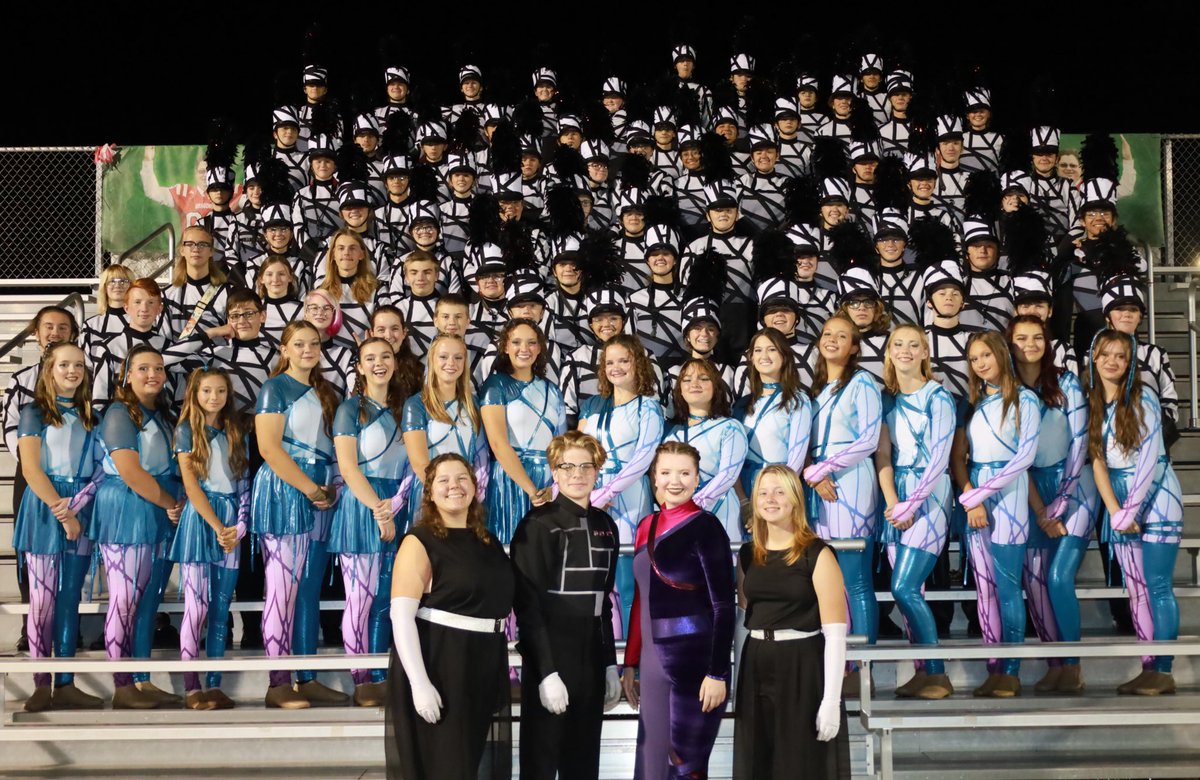 VoelzJames's tweet photo. 2023 New Palestine Marching Dragons. The Final Show!! Thanks for an awesome season!! @SouthernHancock @llantrip @NewPalAsstSup @NewPalBand @NPJHbands @NPHSPhysics @MooreNPJH @BurkNPHS @MitchanerNPHS @dean_mj #WeAreDragons https://t.co/r21Tbl7ITD