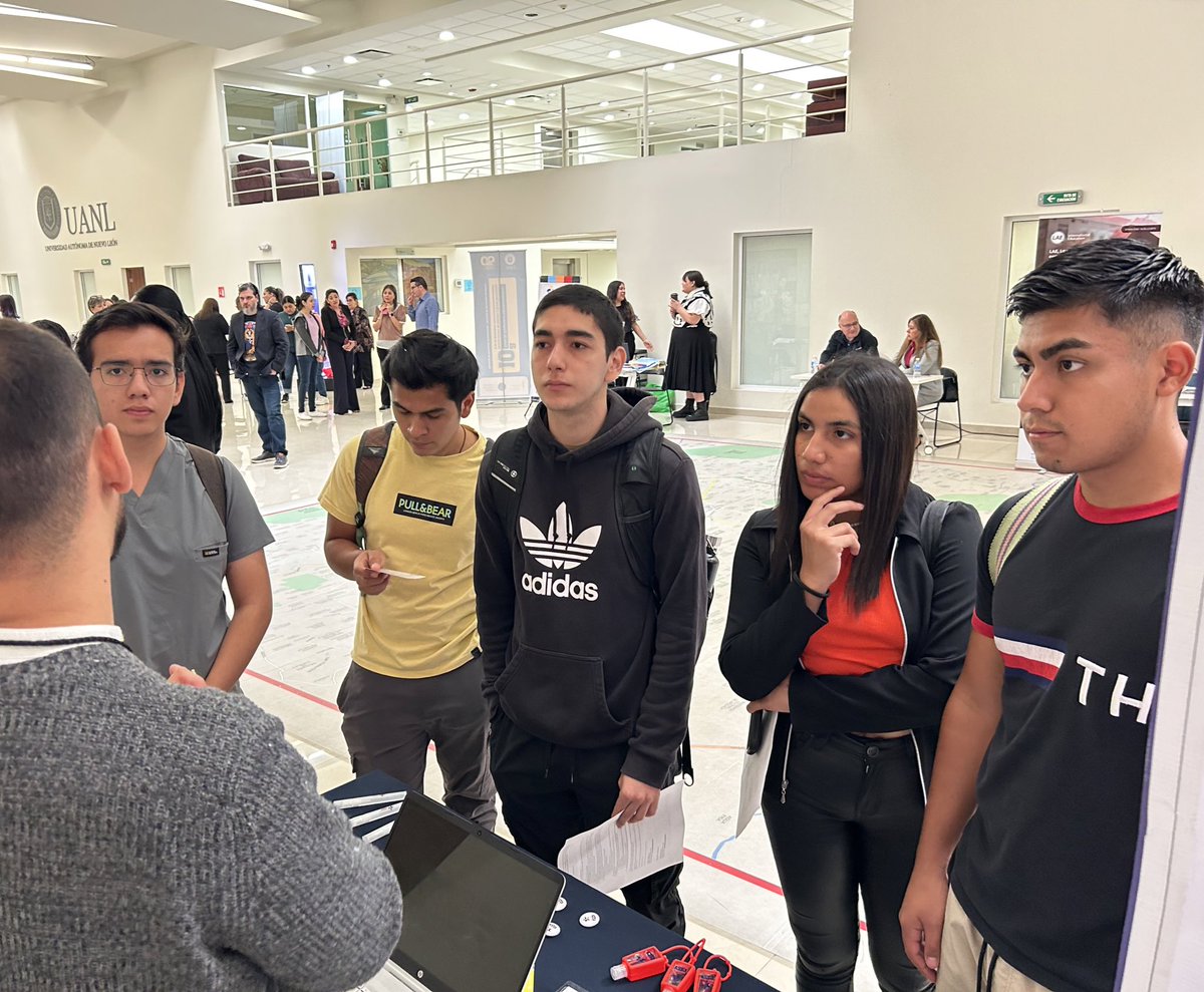 EducationUSAMty's tweet photo. EducationUSA Monterrey agradece a la Universidad Autonoma de Nuevo Leon y al  Centro De Internacionalización @uanl por la invitación a la 10ª Feria de Programas Internacionales. Es un honor conocer a su comunidad y compartir ideas sobre la educación en Estados Unidos. Esperamos seguir colaborando en futuros eventos. ¡Gracias, UANL!