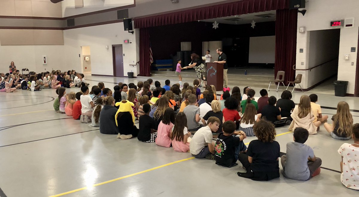 Leah Moran (@mrsleahmoran) on Twitter photo πβ¨ Celebrating Excellence! πCongrats to our outstanding 3rd-6th grade students who made the Honor roll, Principals List, and achieved Perfect Attendance for the 1st Quarter! ππ Keep up the amazing work! π― <a href="/ADvusd/">ArrowheadDVUSD</a> <a href="/DVUSD/">Deer Valley Unified School District</a> <a href="/JackieDettorre/">Jackie Dettorre</a> πβ¨ Celebrating Excellence! πCongrats to our outstanding 3rd-6th grade students who made the Honor roll, Principals List, and achieved Perfect Attendance for the 1st Quarter! ππ Keep up the amazing work! π― <a href="/ADvusd/">ArrowheadDVUSD</a> <a href="/DVUSD/">Deer Valley Unified School District</a> <a href="/JackieDettorre/">Jackie Dettorre</a>