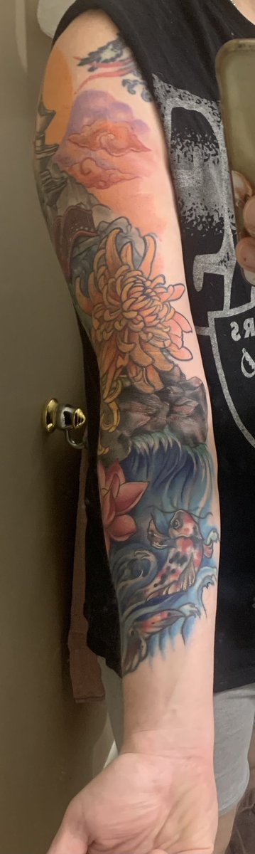 Fruity2x's tweet photo. I finished a journey I started 33 years ago for my 50th birthday. I found an artist to finish my left sleeve. At 50 I feel like I’m putting a new paint job on an 82 Chevette but it makes me happy. Right side starts in February. https://t.co/BKhFFTkPR4