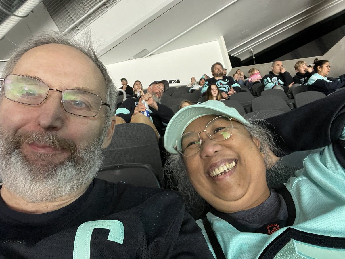 mollykut's tweet photo. Ready for a win!! Go Kraken!!#WhereIRoot#SeaKraken https://t.co/e8iXseAWai
