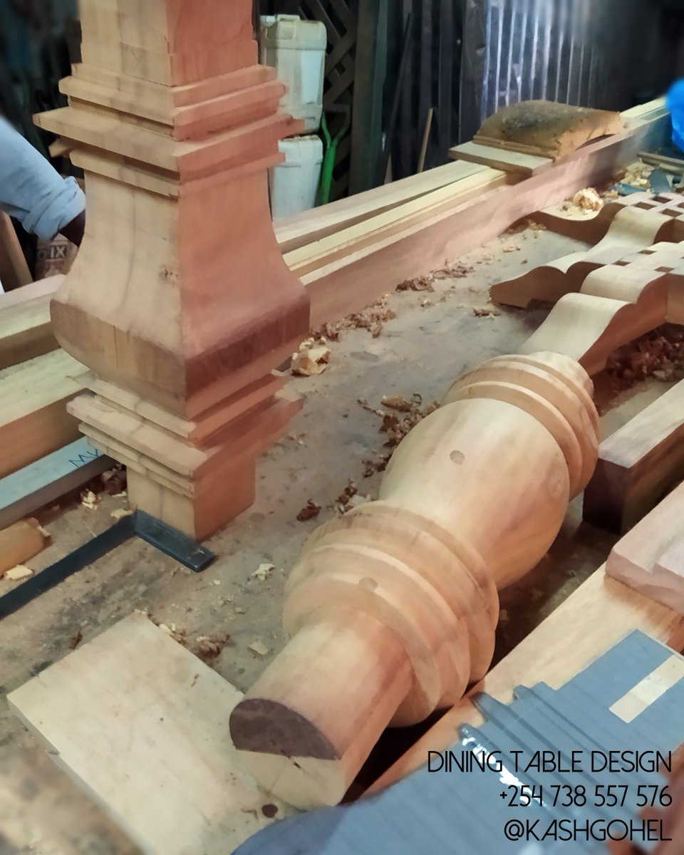 kashgohel's tweet photo. Designed and detailed this elegant pedestal leg style dining table, made a few prototypes on the pedestal profile (Square &amp; Round), finally came to this result. Doesn't that wood grain just shine in the sun? 😃☺️ #furnituredesign #designer #furniture #woodworking #kenya https://t.co/QRfs6y4z2h