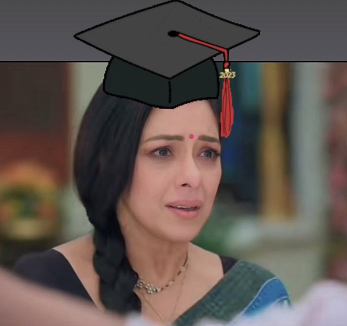 Mus1294's tweet photo. #Anupamaa, a recent graduate in counseling was able to pacify baby Vanraj

Vanraj Groot Shah is back after listening to his counsellor’s lullaby 😂

Samar’s death went in vain to give ss to these two comedic characters. 

And DKP wants us to take these two clowns seriously 🤡 https://t.co/L69Kr4tihF