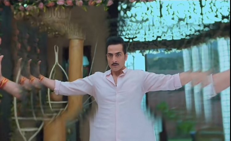 Mus1294's tweet photo. #Anupamaa, a recent graduate in counseling was able to pacify baby Vanraj

Vanraj Groot Shah is back after listening to his counsellor’s lullaby 😂

Samar’s death went in vain to give ss to these two comedic characters. 

And DKP wants us to take these two clowns seriously 🤡 https://t.co/L69Kr4tihF
