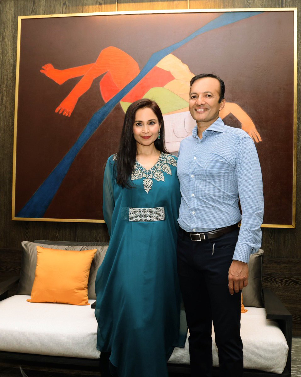 Dear @shallujindal20 , wish you a happy birthday🎂. Thank you for being my best friend and guide. Your love and prayers bring strength and happiness in my life. May your smile always shine bright, and may you be blessed with love & happiness. Love you to the moon and back❤️