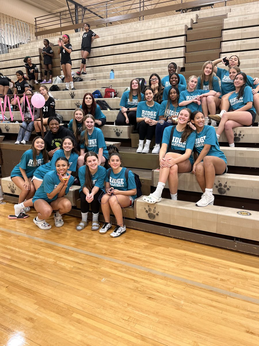 Ridge Volleyball tweet media