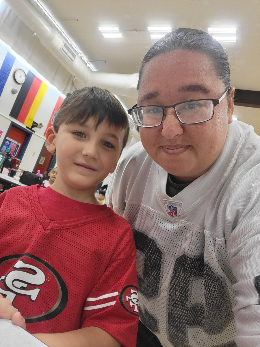 MrsAnthonyDover's tweet photo. Spirit Week at Dover was so much fun! @Dover_Bulldogs we’ve got spirit! #bulldogpride https://t.co/D3CljWPnlZ