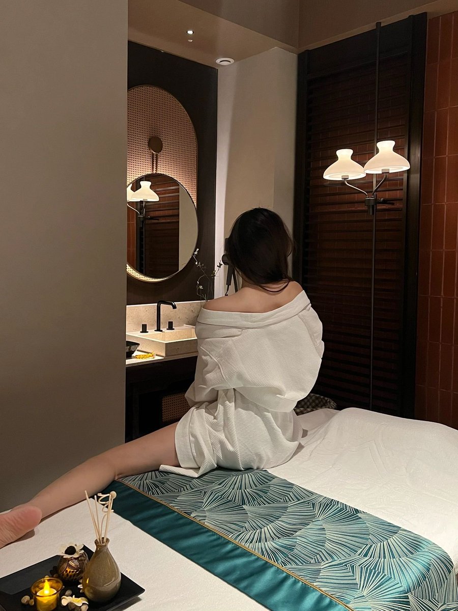 AnnetteMytton's tweet photo. Shallow to do a spa🎀 massage foot bath spa has a technique strength are very 😹 https://t.co/Z9WUSztlQA