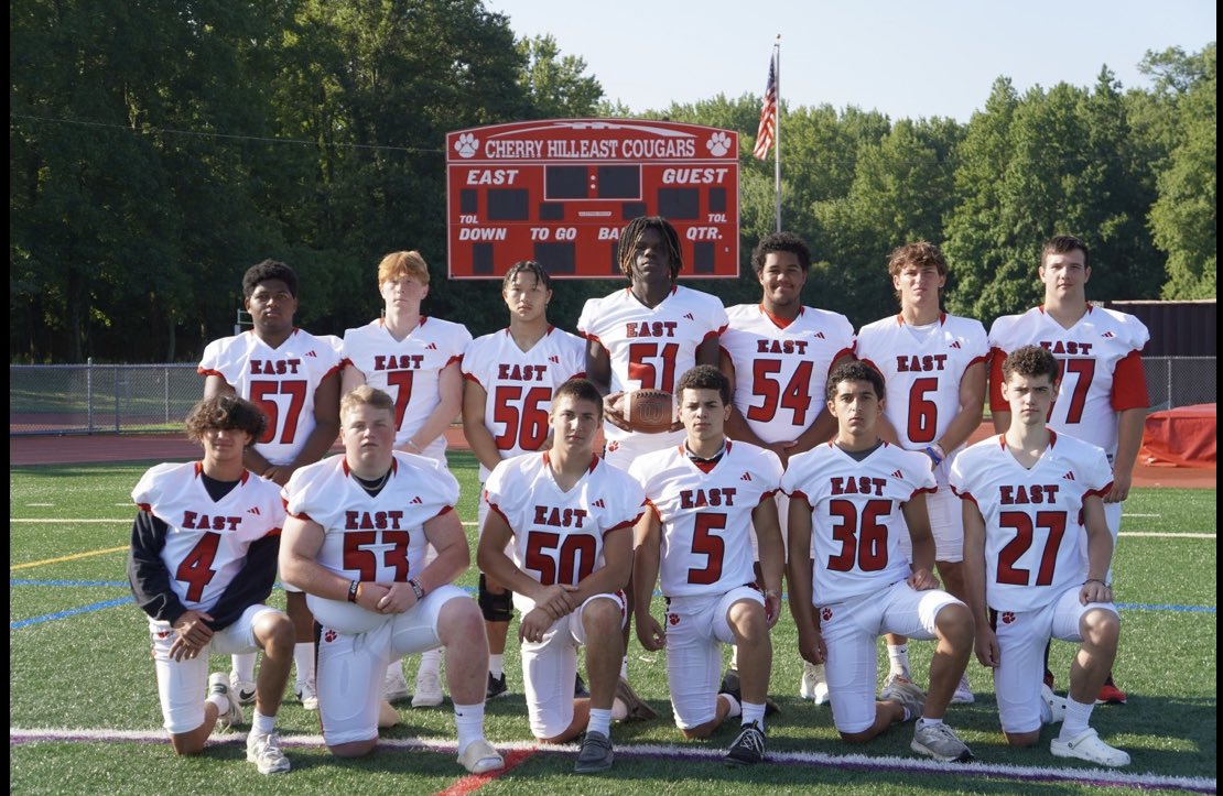 Tickets for Saturday’s game vs Haddon Township must be purchased below 🎟️

Kickoff is 11:00 am and we will be celebrating Senior Day 🔴⚪️⚫️

LINK: gofan.co/event/1100647?… 

#FACTS #Family #SalsberyStrong