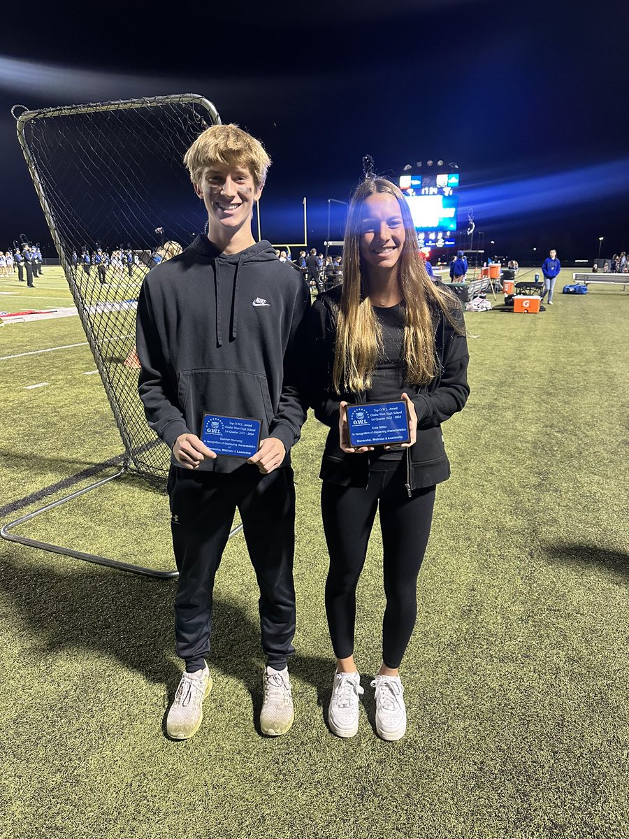 owlxc's tweet photo. Proud of you two! 💙 @gunnar_hornung @Kate_mil4 https://t.co/Mo5vJh5WOF