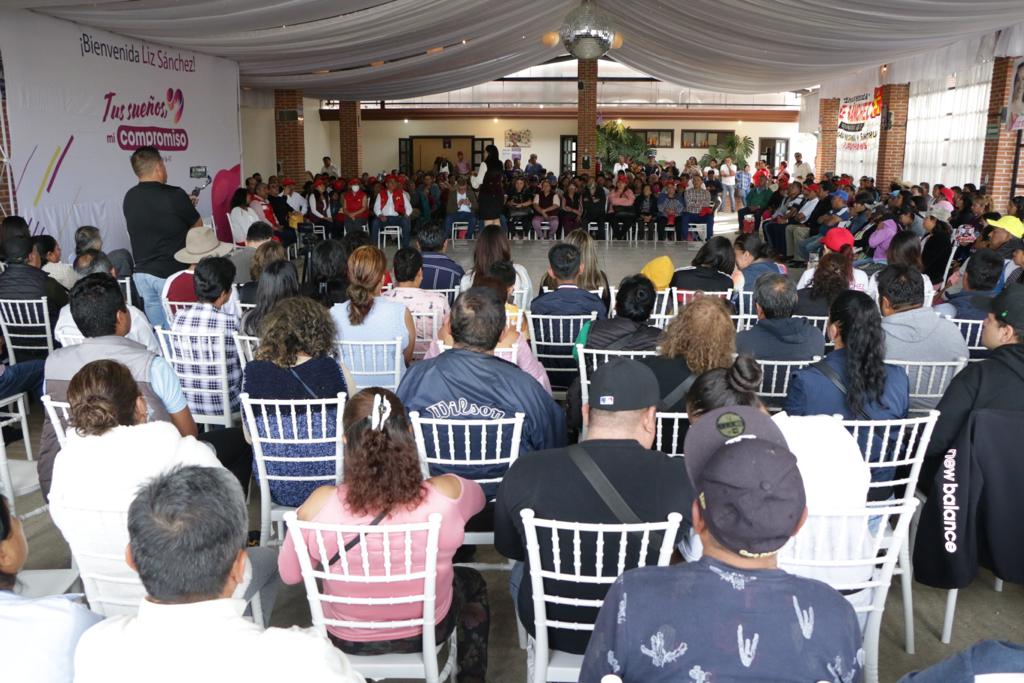 reportetex's tweet photo. @LizSanchezSM Liz Sánchez, aspirante a coordinar los Comités de la Defensa de la 4T en Puebla sigue sumando simpatizantes y liderazgos, esta vez de Cuautlancingo y Coronango. @PTPueblaOficial @MorenaPueblaOf https://t.co/vtb27kKsA5