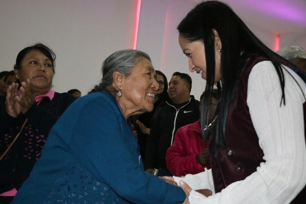 reportetex's tweet photo. @LizSanchezSM Liz Sánchez, aspirante a coordinar los Comités de la Defensa de la 4T en Puebla sigue sumando simpatizantes y liderazgos, esta vez de Cuautlancingo y Coronango. @PTPueblaOficial @MorenaPueblaOf https://t.co/vtb27kKsA5