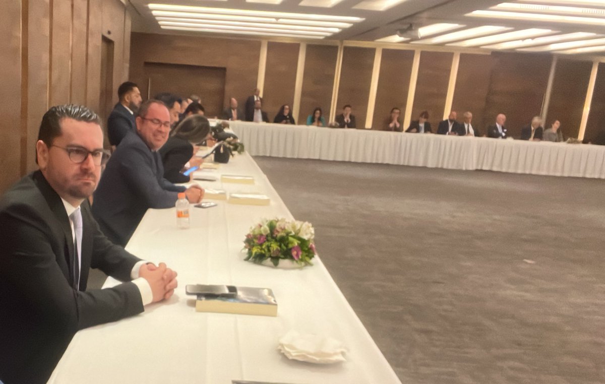 Estamos iniciando una de las deliberaciones más importantes de nuestro colegio: elegir a la persona a la que se le otorgará el Premio Nacional de Jurisprudencia de la <a href="/BMA_Abogados/">Barra Mexicana, Colegio de Abogados A.C.</a> 

Gracias a todas las personas e instituciones que propusieron candidatos y candidatas a este