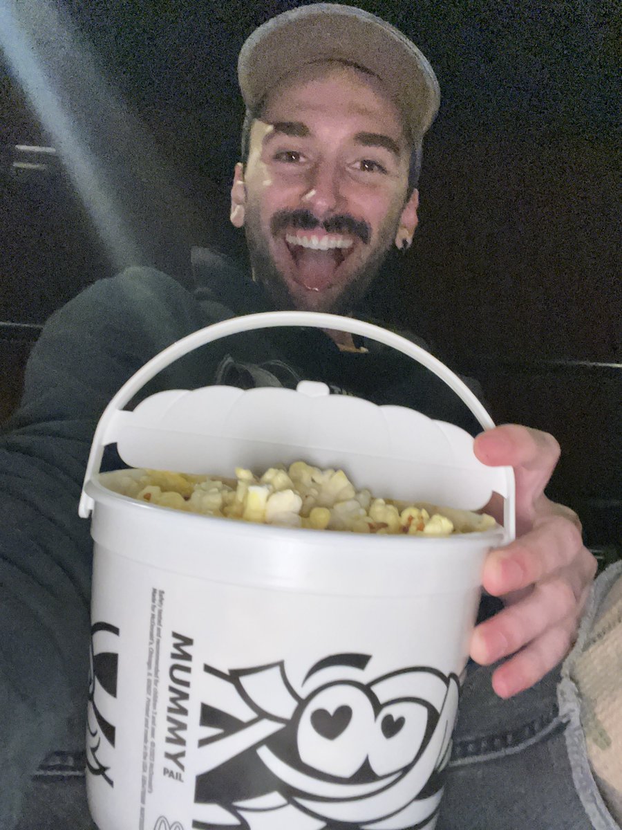 Did we just fuck a boo bucket full of popcorn drenched with gooey warm liquid butter? Mayhaps…mayhaps 👻 <a href="/andrewbowser/">Andrew Bowser</a> <a href="/ScreamboxTV/">SCREAMBOX</a> <a href="/BDisgusting/">Bloody Disgusting</a>