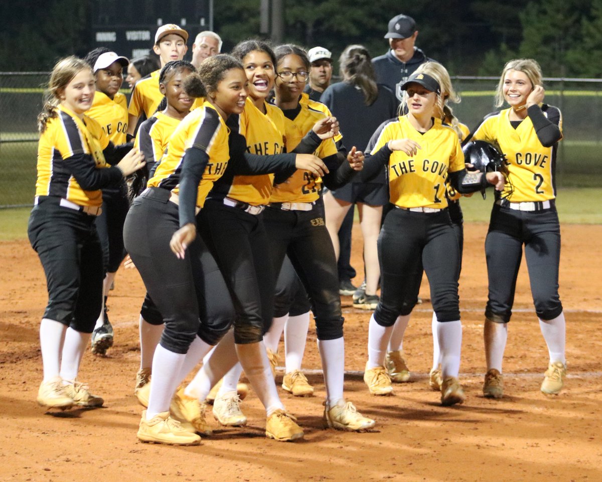 𝘾𝙊𝙑𝙉𝙀𝙒𝙎 𝙎𝙋𝙊𝙍𝙏𝙎 tweet media