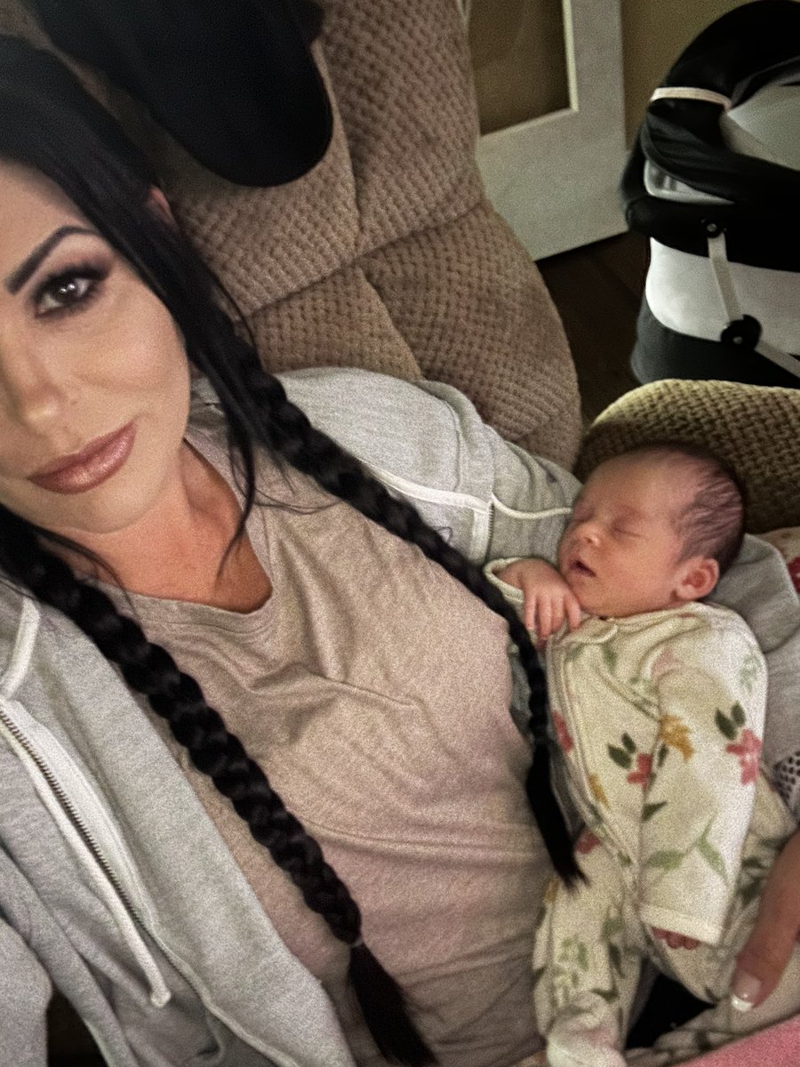 PCK1013's tweet photo. After my daughter’s unexpected miscarriage, my mom’s and father in law’s almost simultaneous passing’s, plus a whole slew of untimely events, my daughter chose the name Haven. Given the year we’ve all suffered, she truly is our Haven #GrandBaby #SweetHaven #RainbowBaby https://t.co/e5vsPF0Kfm