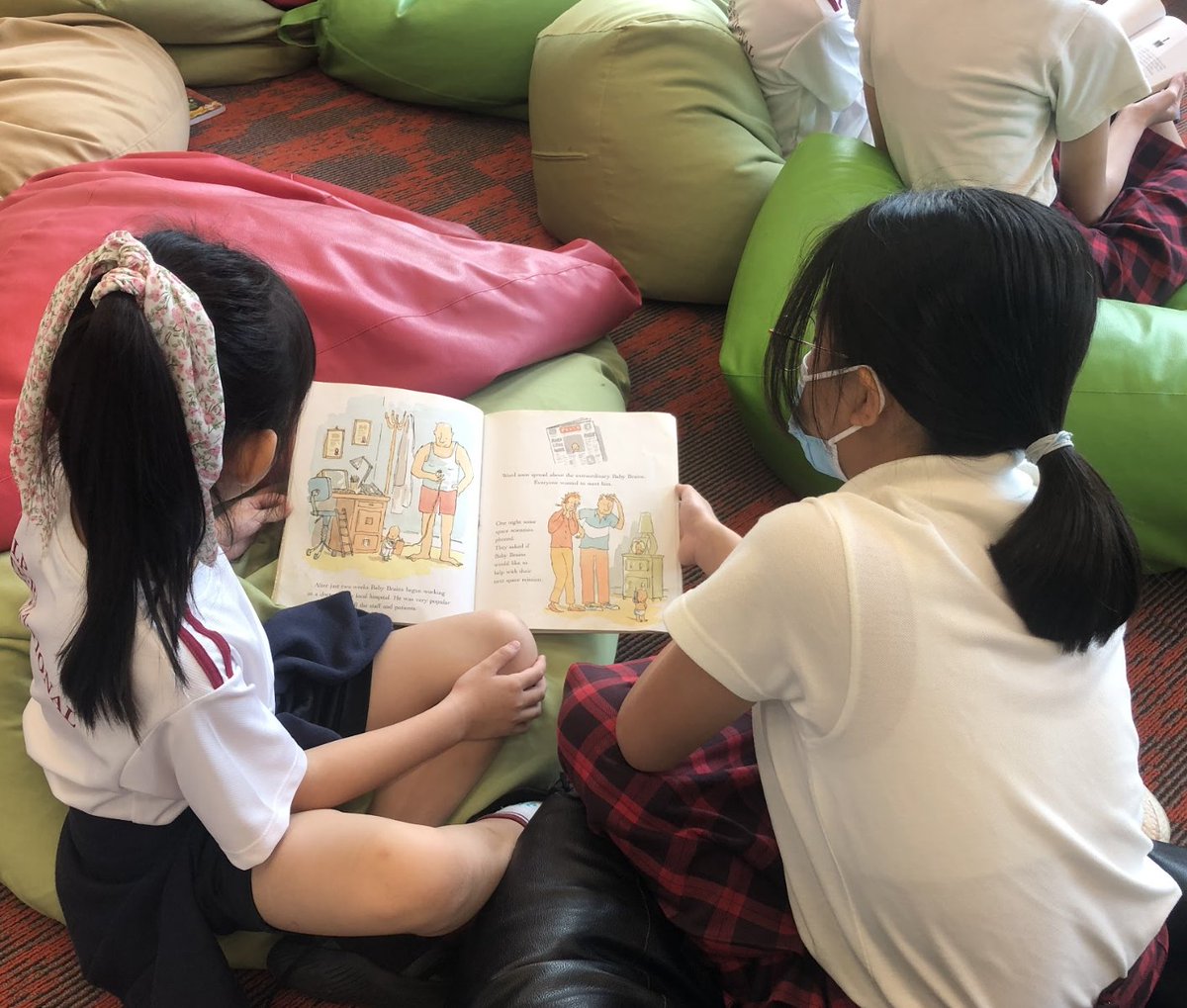 HIS English Dept tweet media