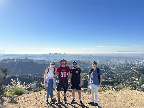 LMUStudentEXP's tweet photo. Hiking π₯Ύ with #TransferLions to the π€© Hollywood sign! π¦
Check out how our Student Transitions and Success team took Lions for a π
morning hike to view the iconic Hollywood sign and grab π In-n-Out for lunch last Saturday.
#StudentEXP #MindBodySpirit #ThrowbackThursday https://t.co/0pq9mHMlfb