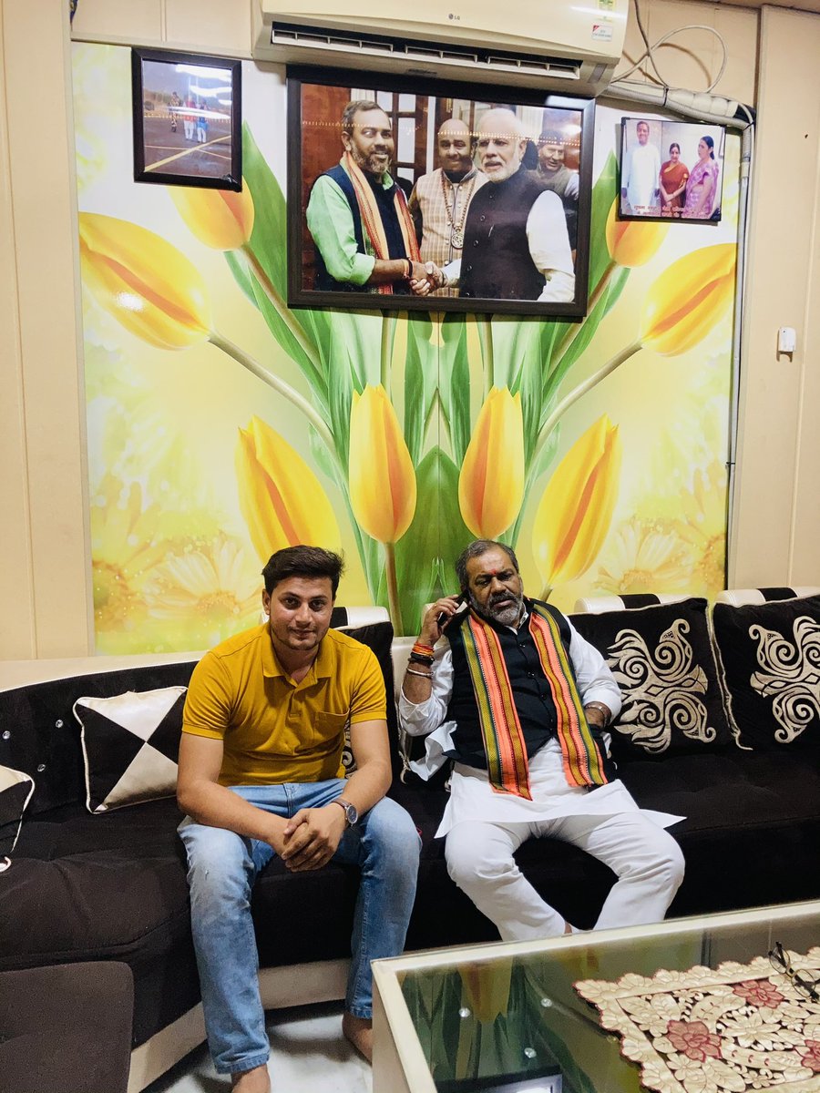 rumankhan875523's tweet photo. मा. मंत्री व भाजपा के वरिष्ठ नेता पंडित @sunilbharala जी को जन्म दिवस की हार्दिक शुभकामनाएं।।
अल्लाह से आपके अच्छे स्वस्थ और दीर्घ आयु की कामना करता हूँ। 
#HappyBirthdaySunilBharalaJii
#SunilBharalaJii🎂 
@sunilbharalaoff https://t.co/30ZckydDnc