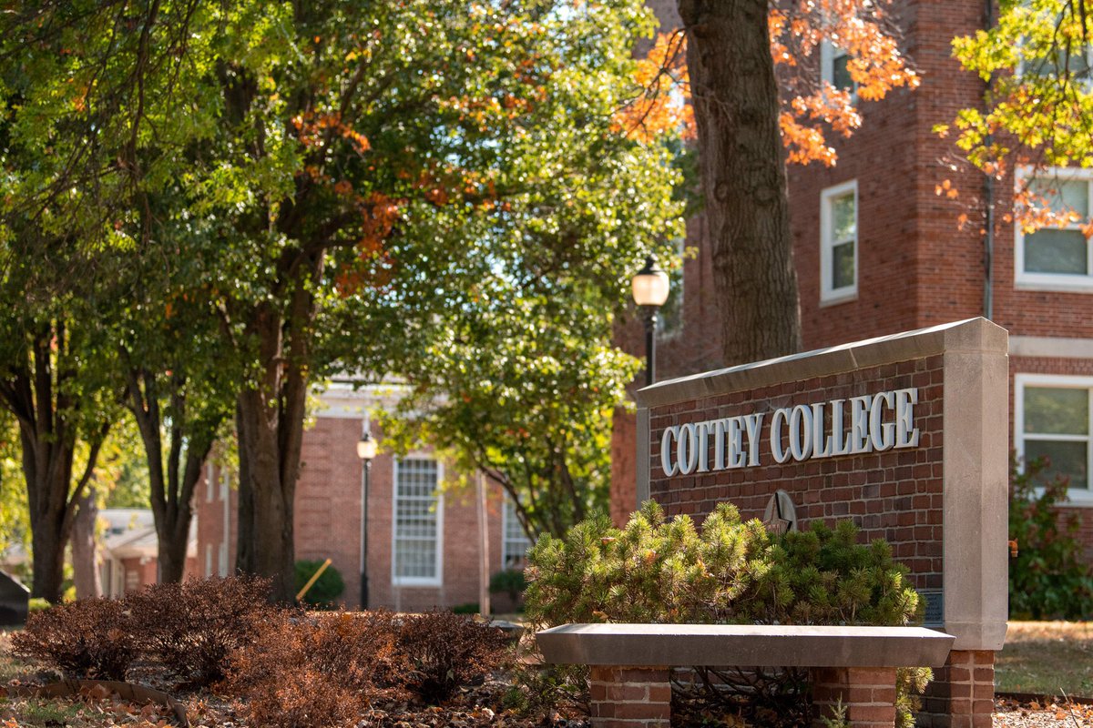 Rebekah Klinginsmith tweet media